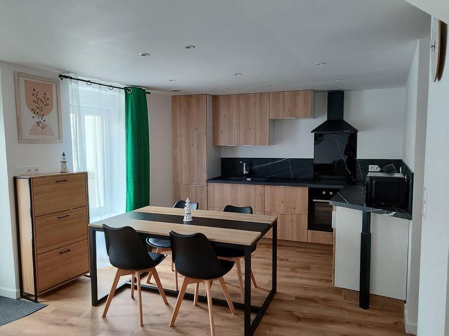 Guilvinec 70M² House Entirely Renovated!ヴィラ エクステリア 写真